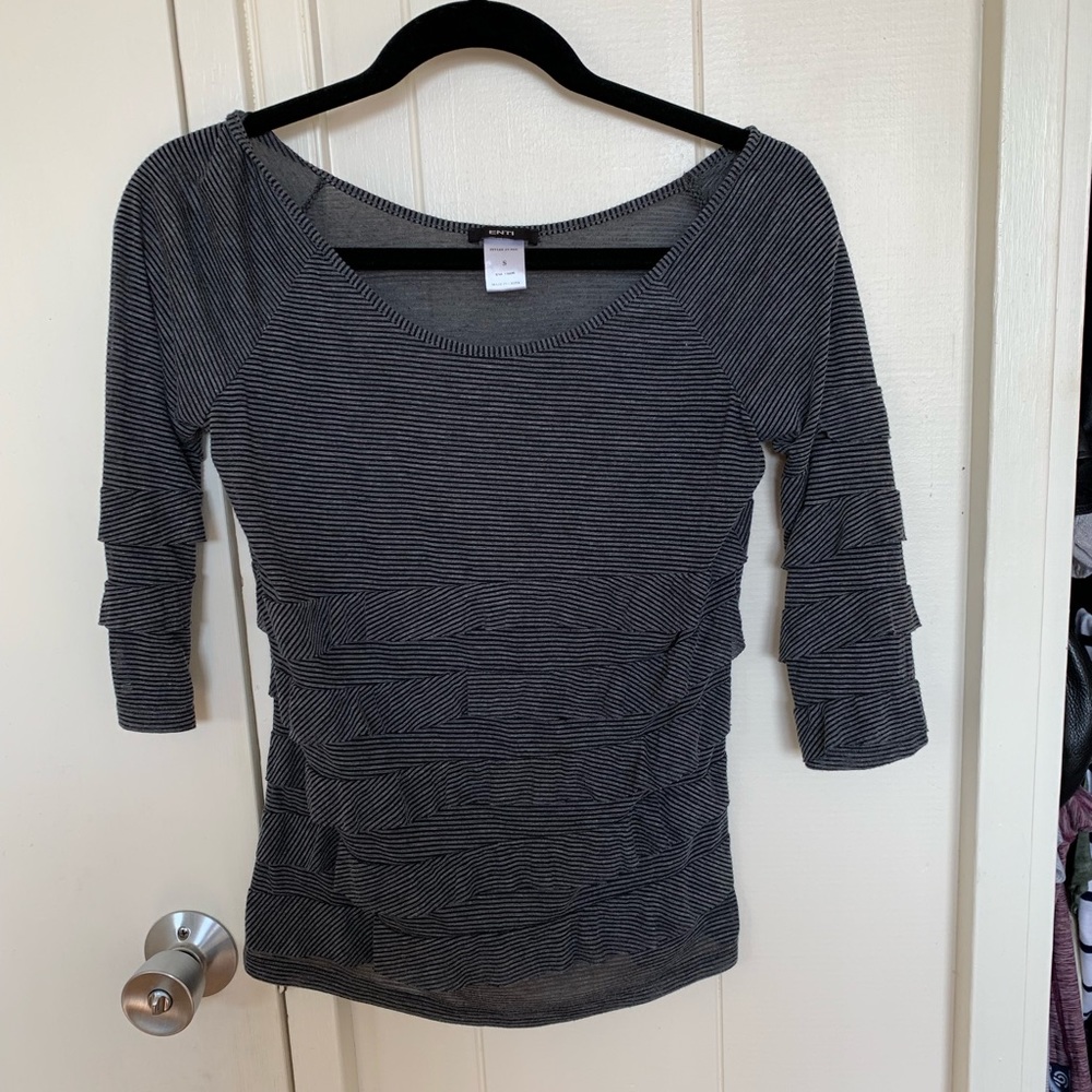 EUC Cute Ruffled Top